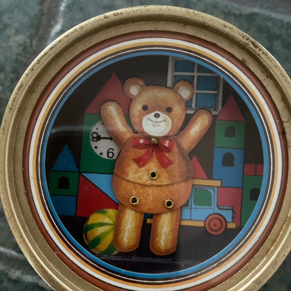 Vintagee Otagiri Dancing Bear Music Box Plays Toy Land - Picture 4 of 7